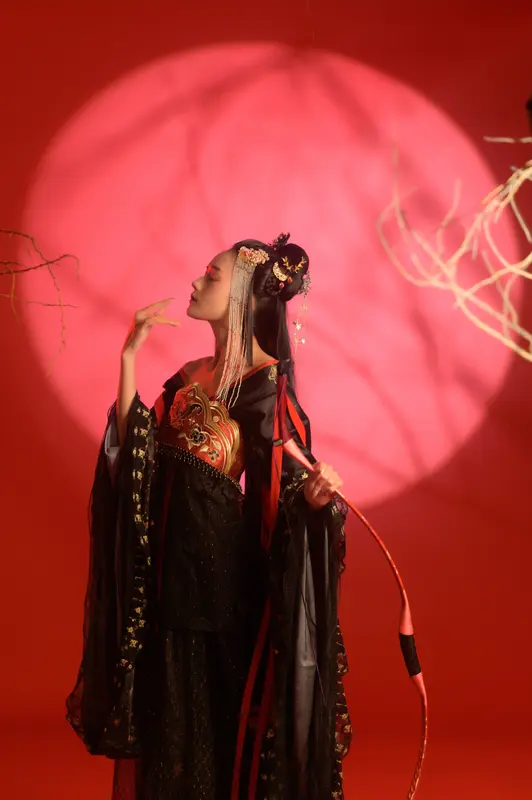 [艺图语] 2022.07.03 杀机 兔子Zzz不吃胡萝卜 - 艺图语